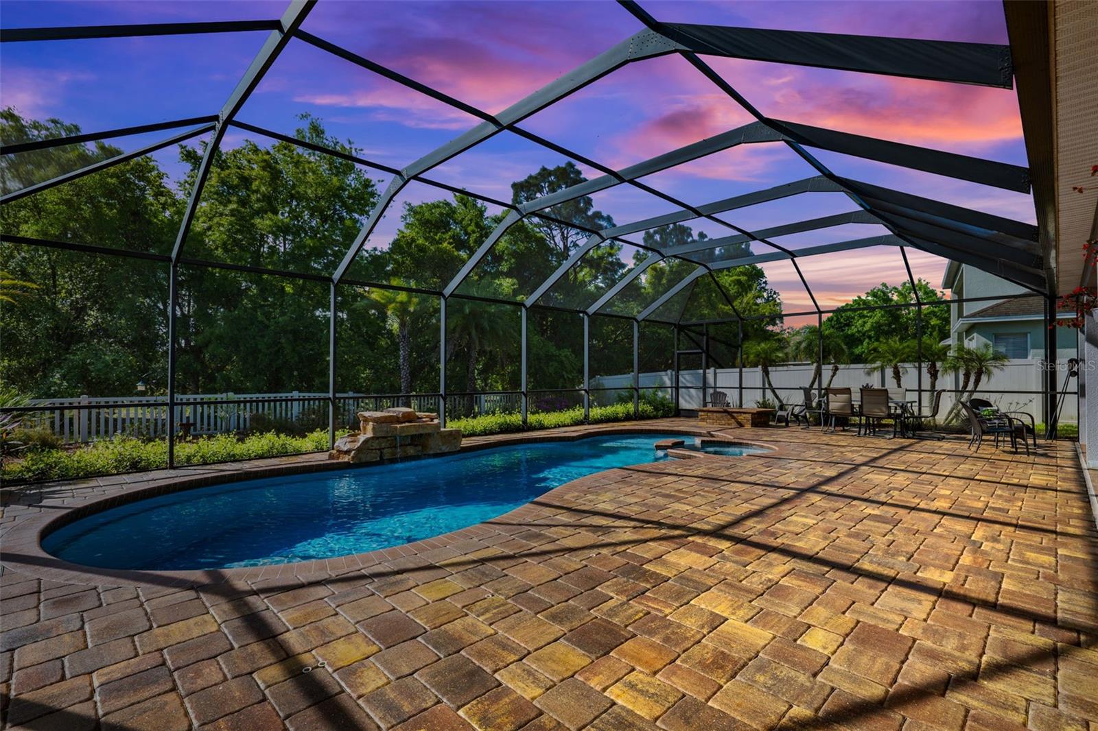 13812 CREST LAKE DR