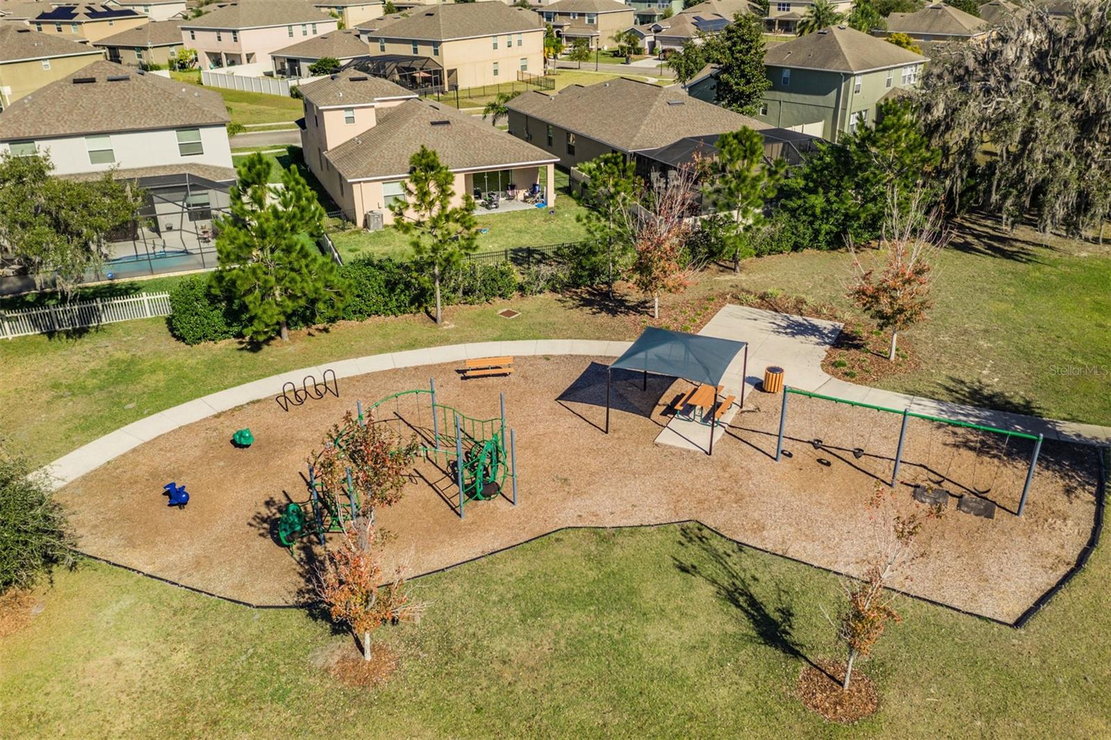 13812 CREST LAKE DR
