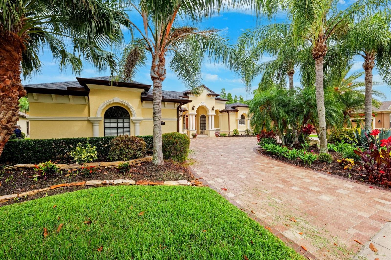 20200 LACE CASCADE RD