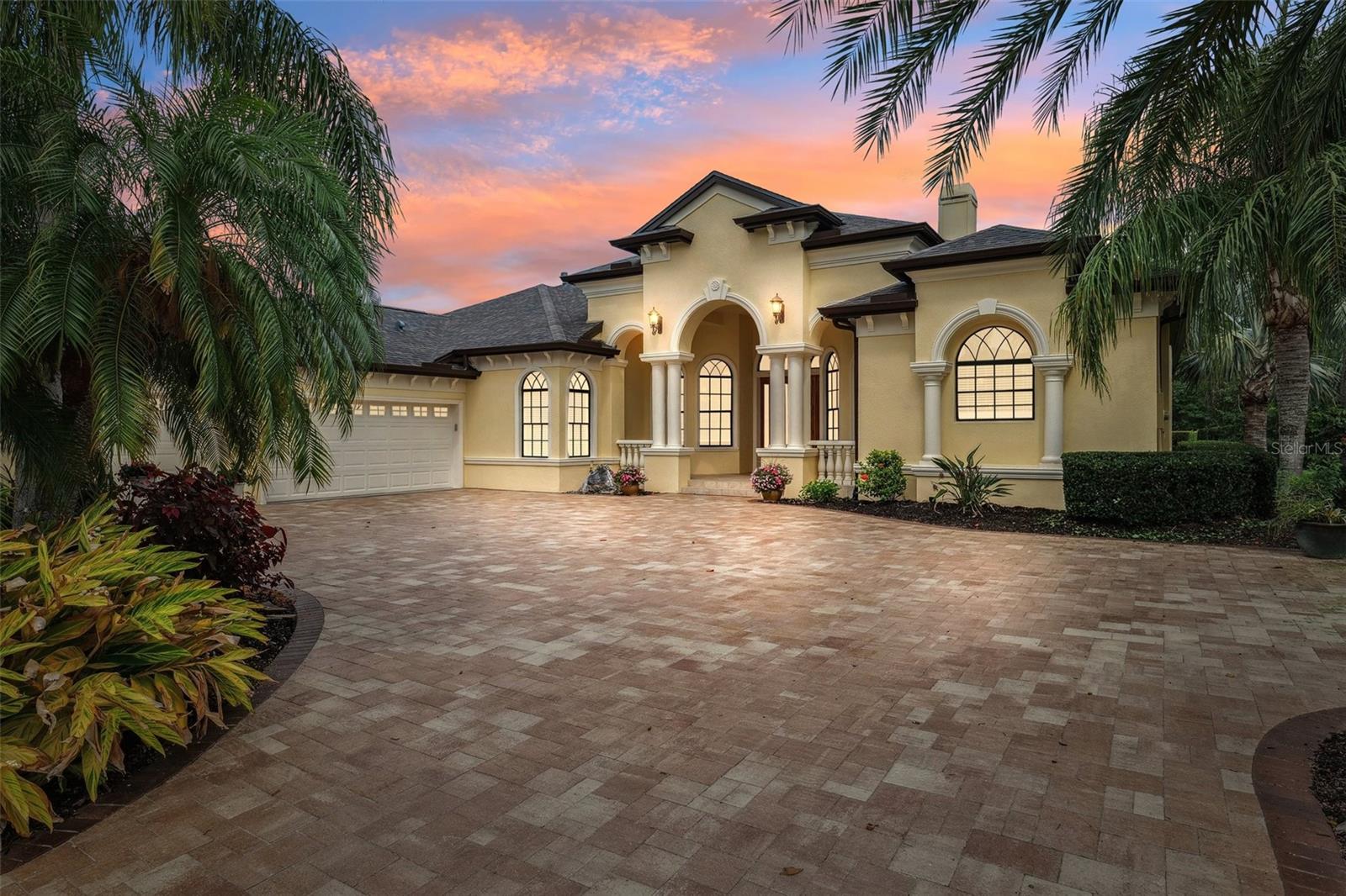 20200 LACE CASCADE RD