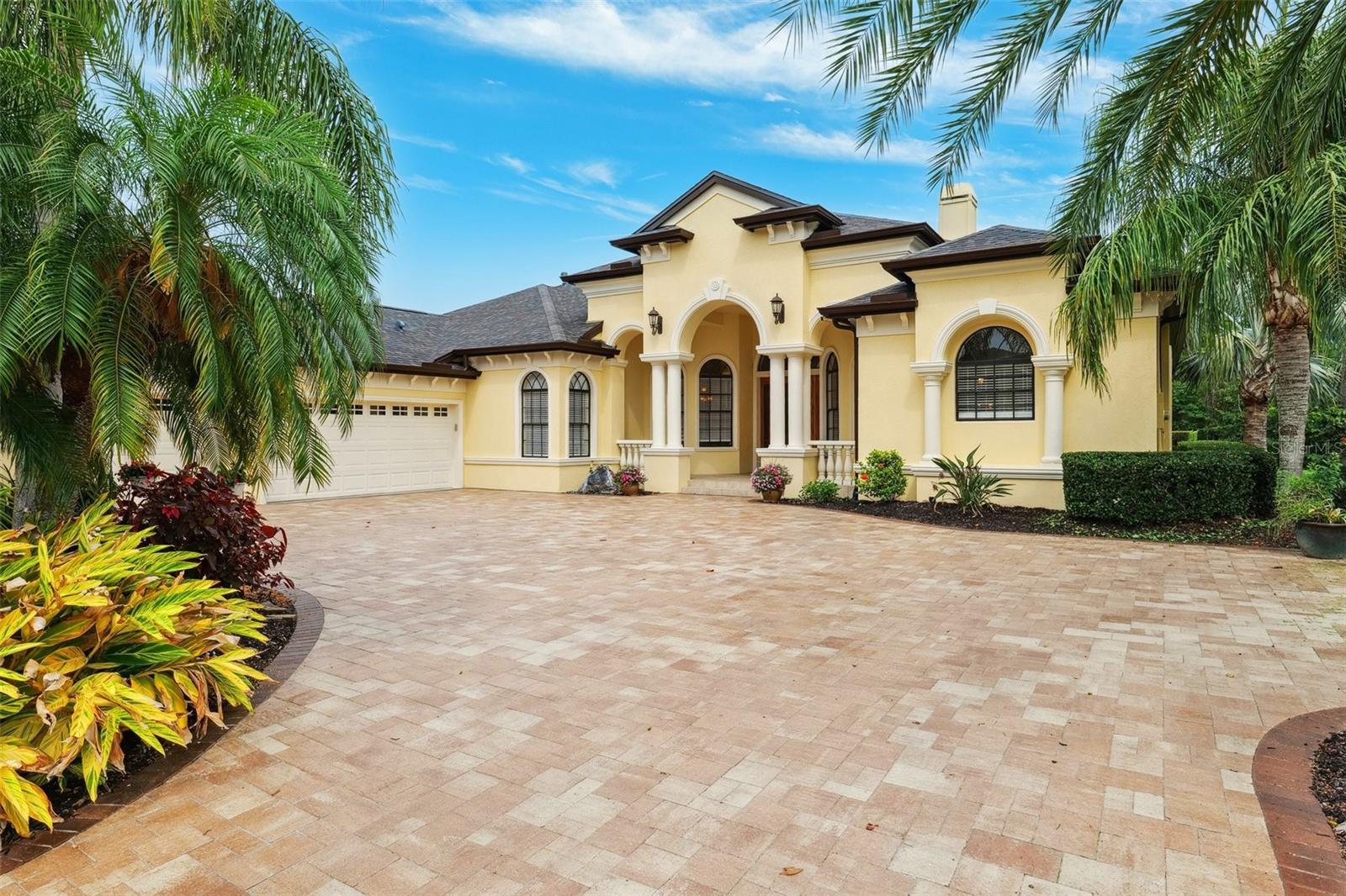 20200 LACE CASCADE RD
