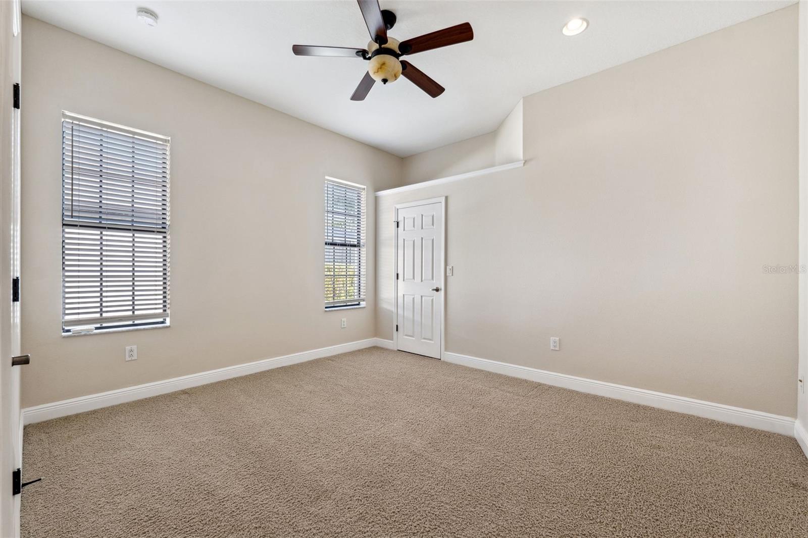 20200 LACE CASCADE RD
