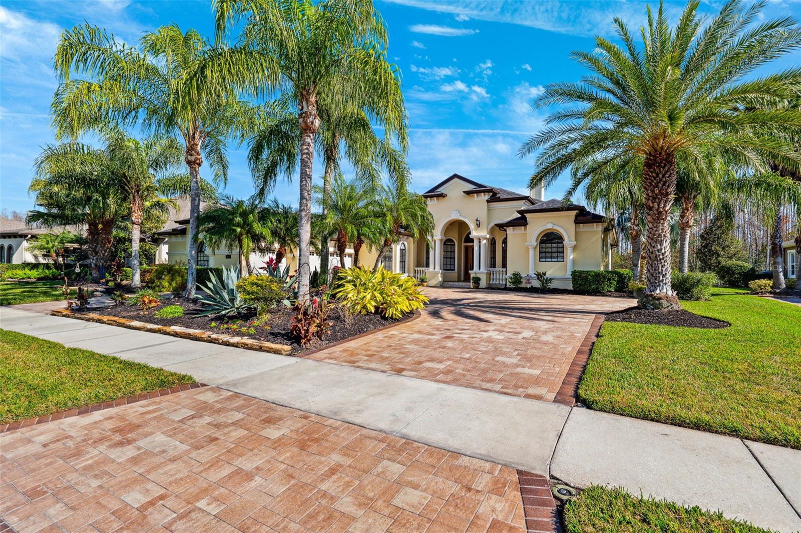 20200 LACE CASCADE RD