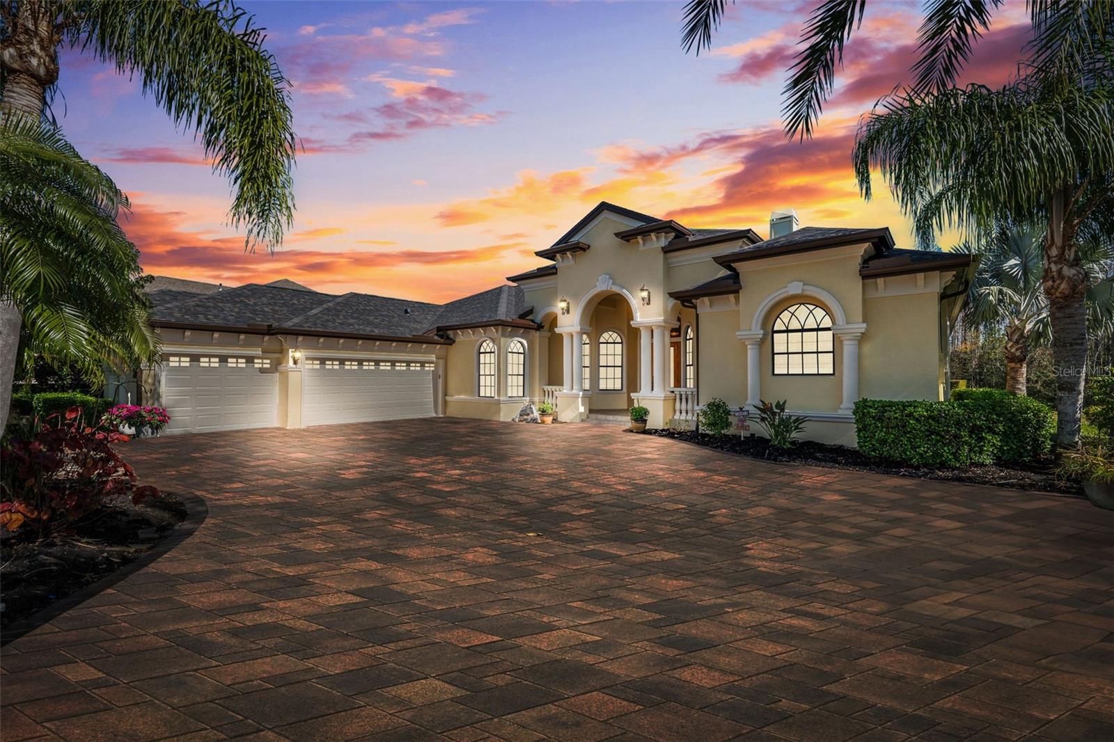 20200 LACE CASCADE RD