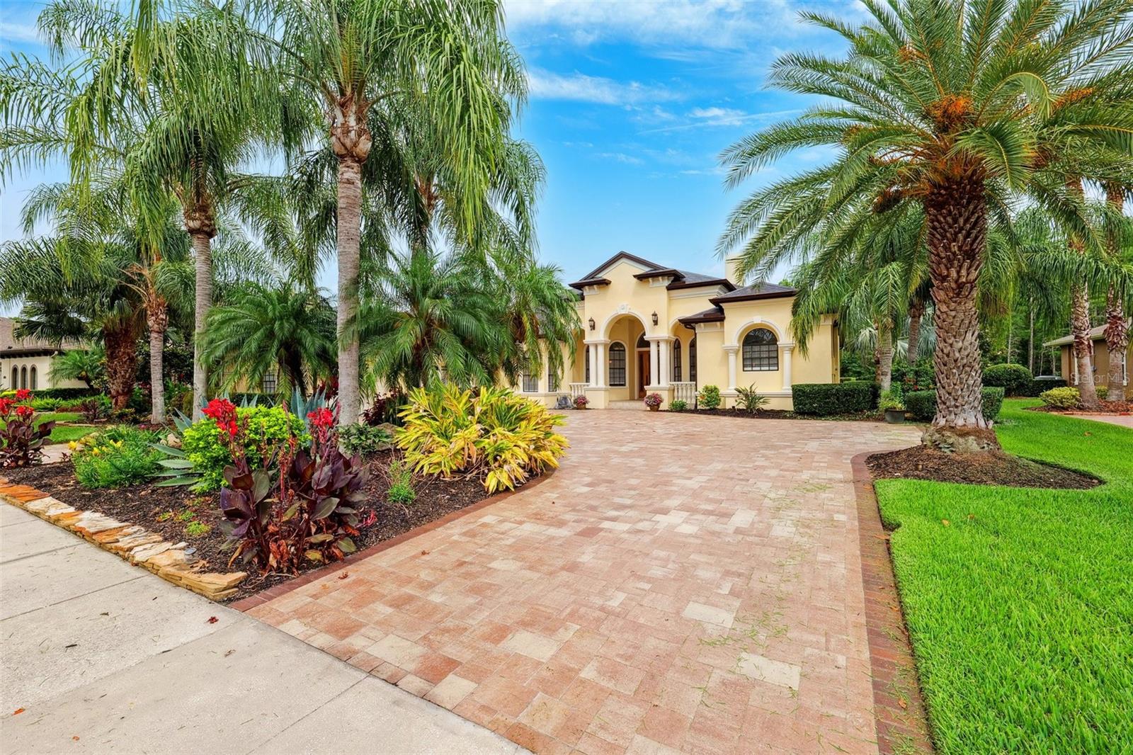 20200 LACE CASCADE RD