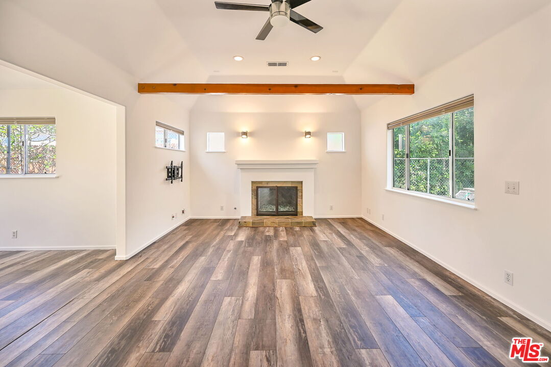 655 Brooks Ave