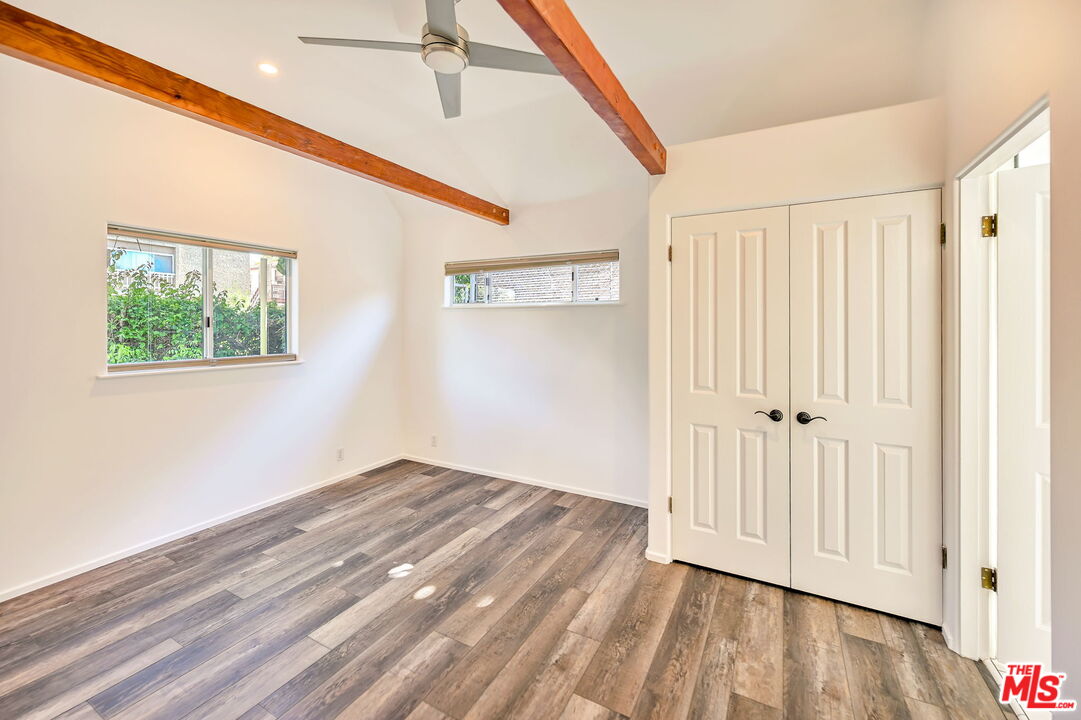 655 Brooks Ave