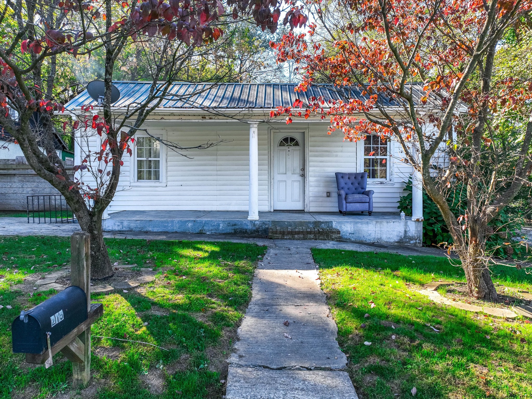 215 Fairground St