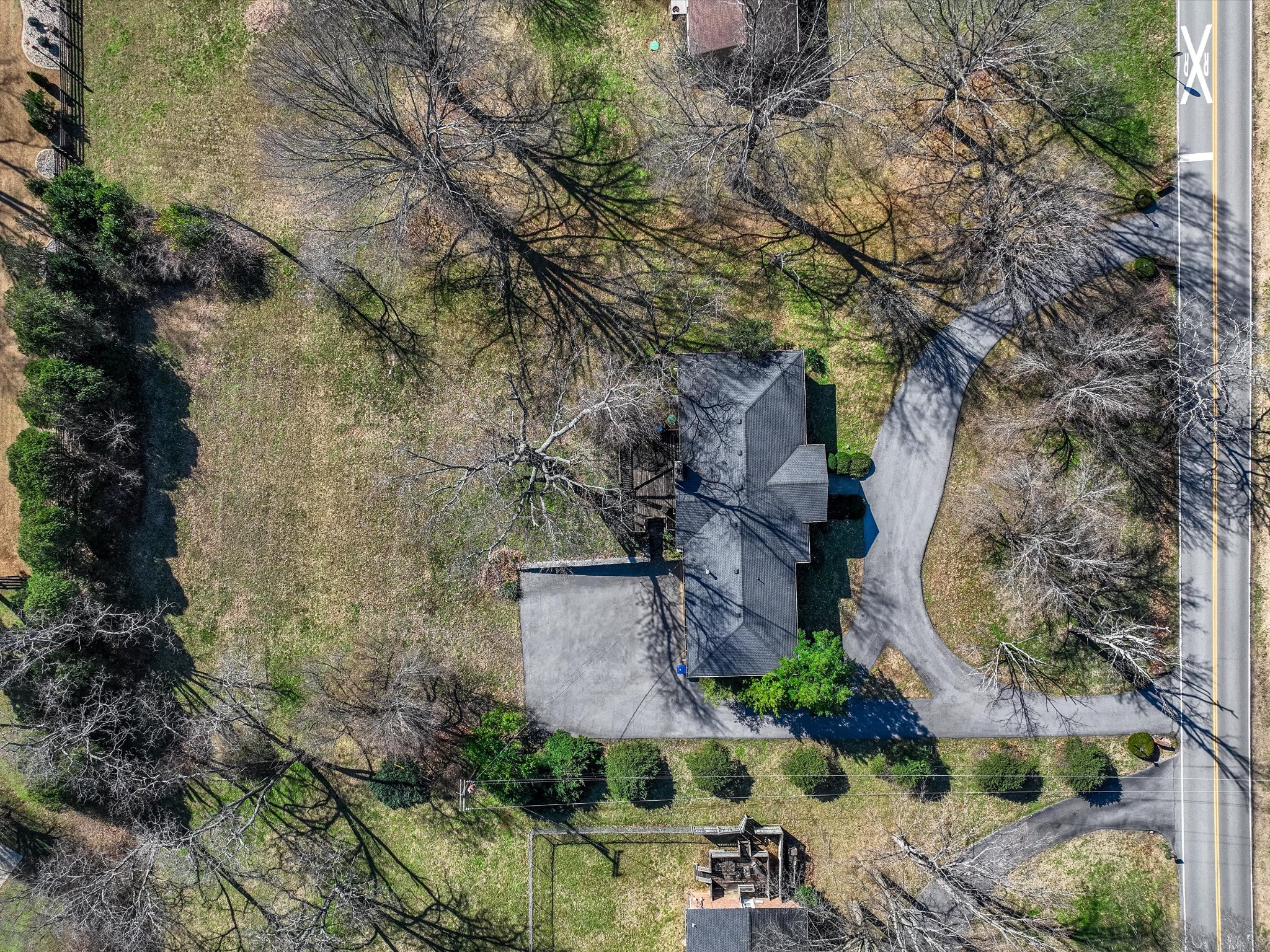 7015 Wilson Pike Cir