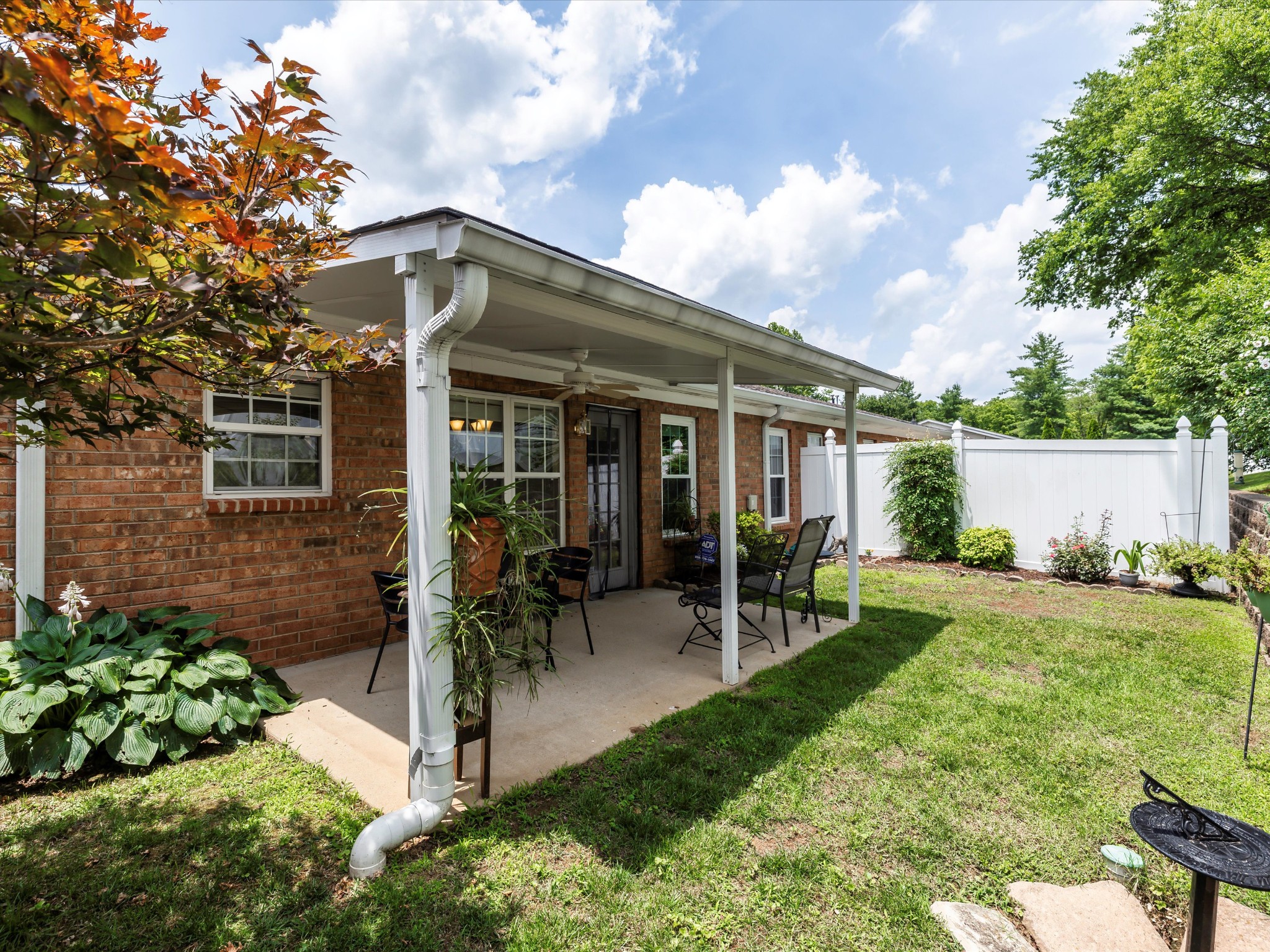 101 Alton Park Ln