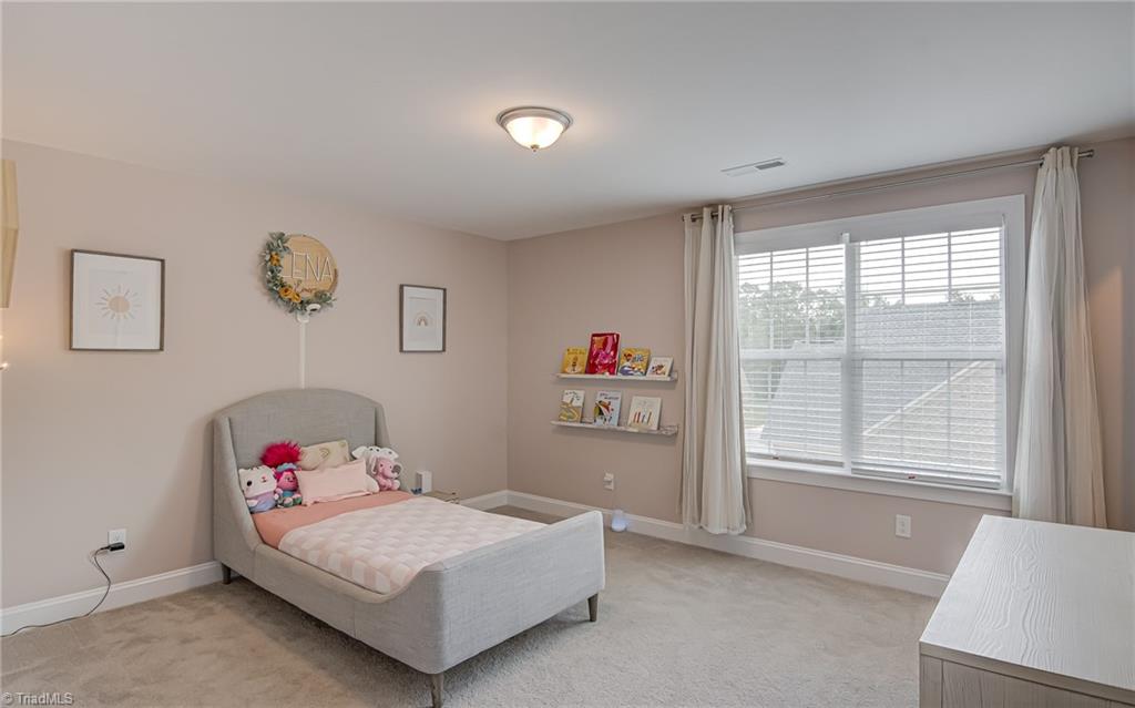 2707 Cottage Hill Lane, Winston-Salem