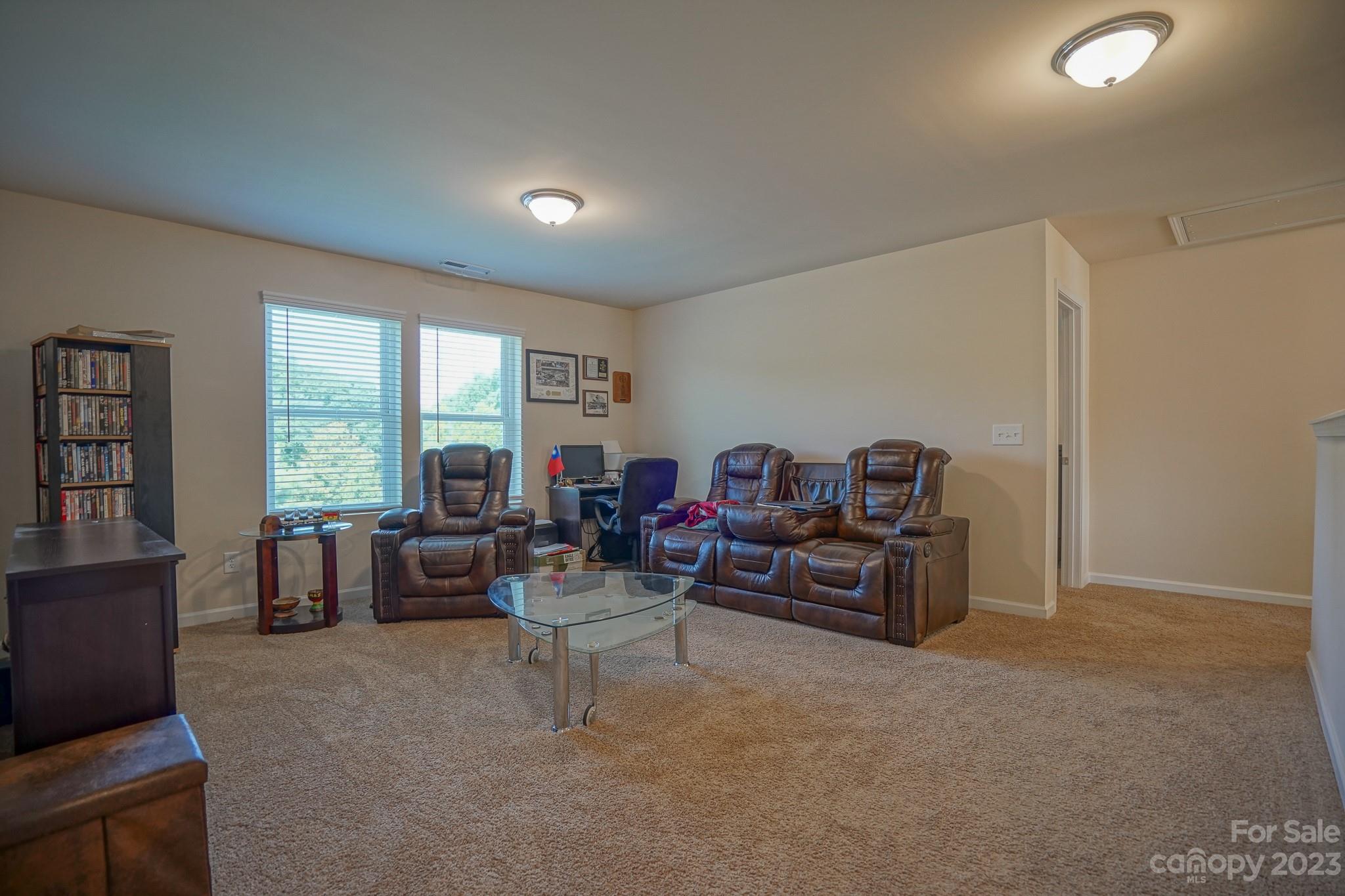 246 Heatherland Drive