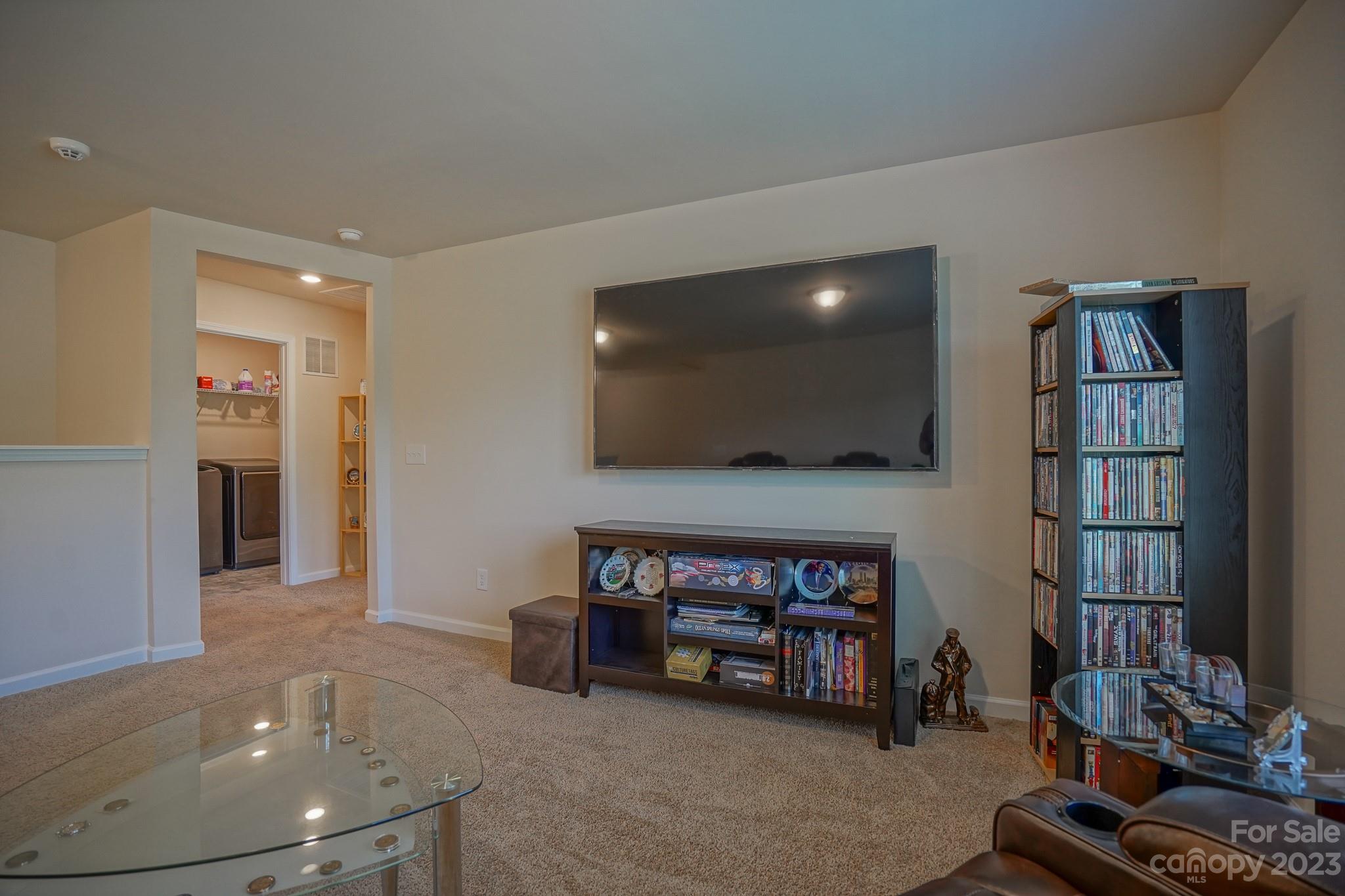 246 Heatherland Drive