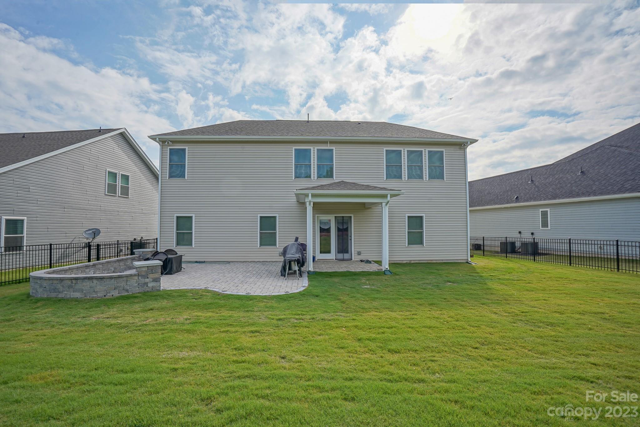 246 Heatherland Drive