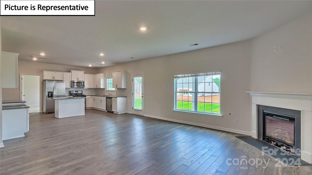 8060 Kennesaw Drive