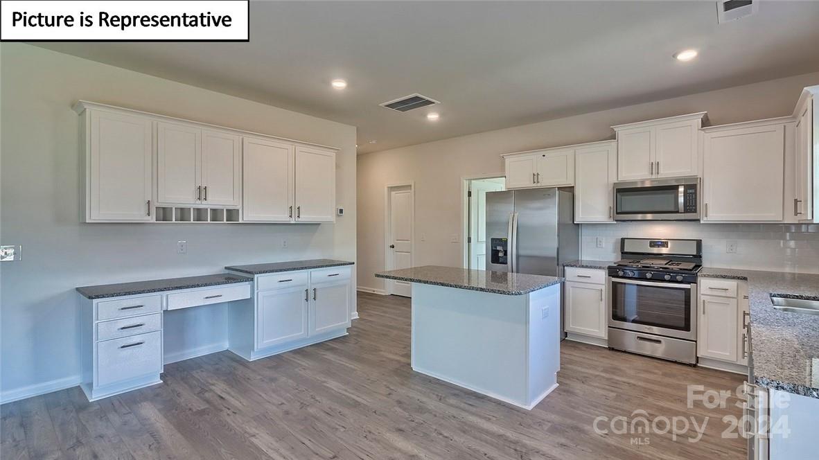 8060 Kennesaw Drive