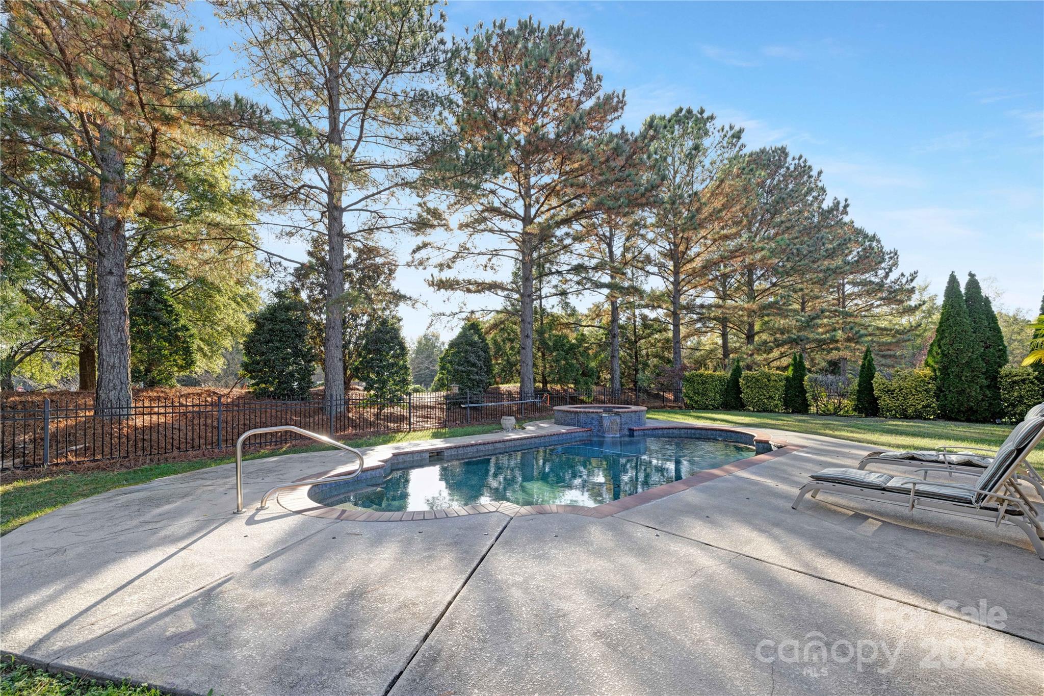 6207 Breckfield Court