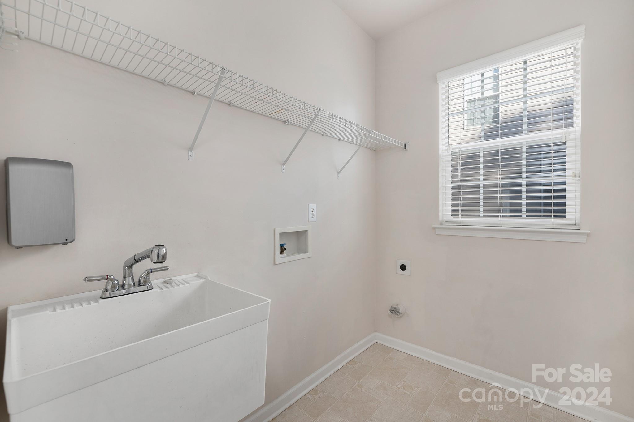 6207 Breckfield Court