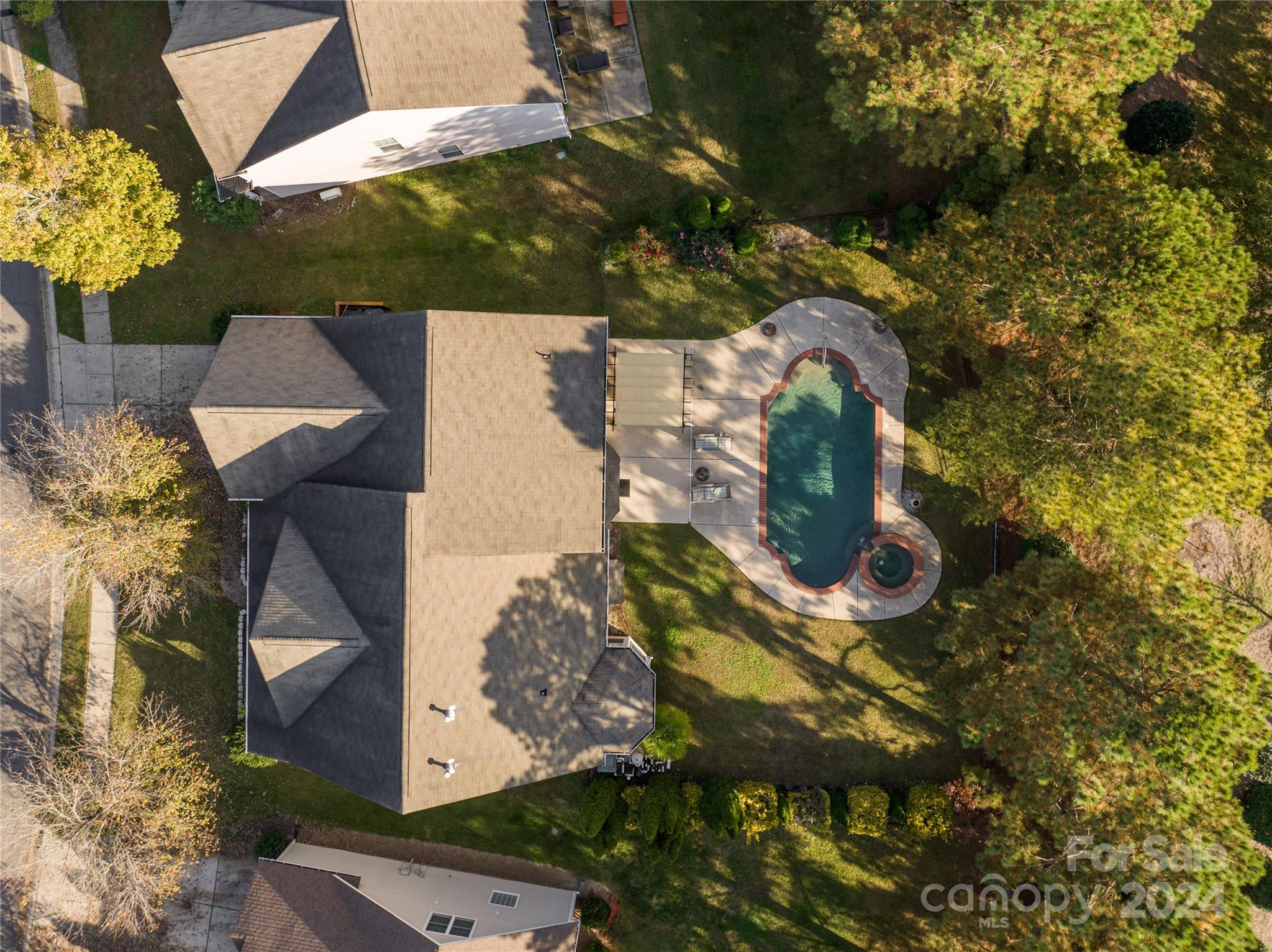 6207 Breckfield Court