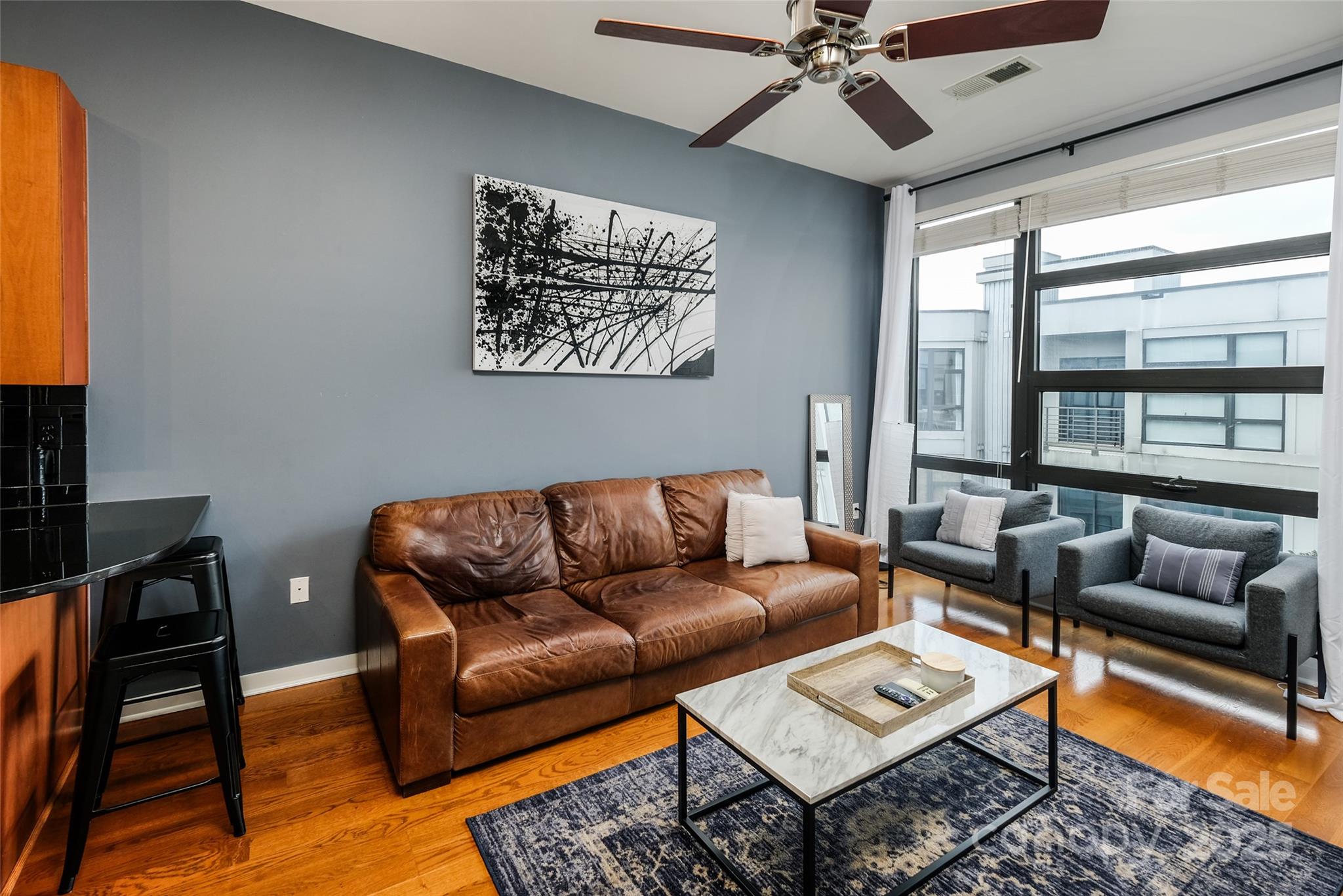 525 E 6th Street