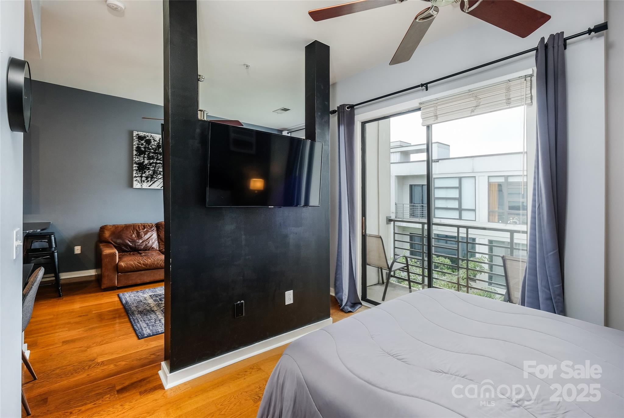 525 E 6th Street