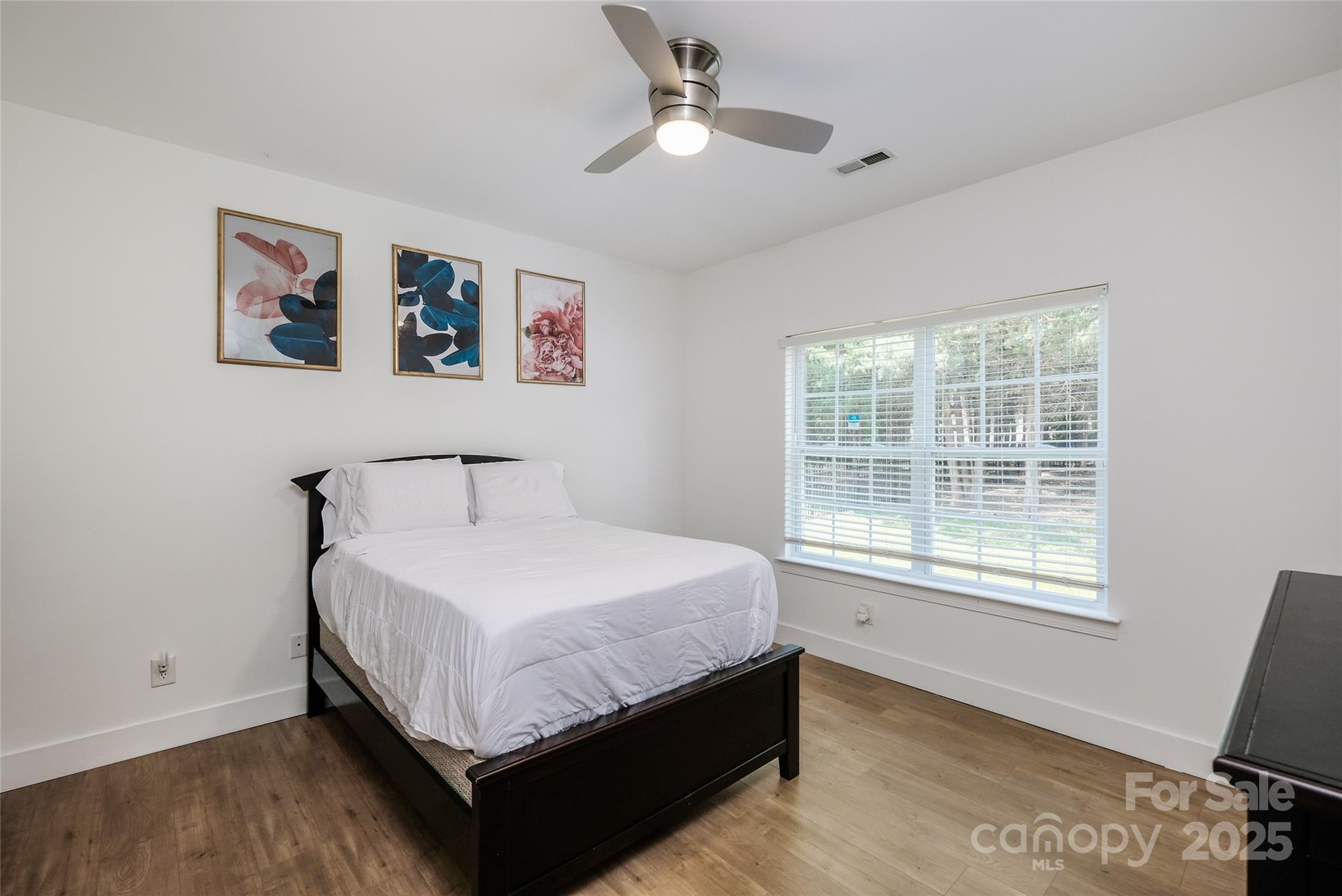 2002 Ledare Lane Unit: 70