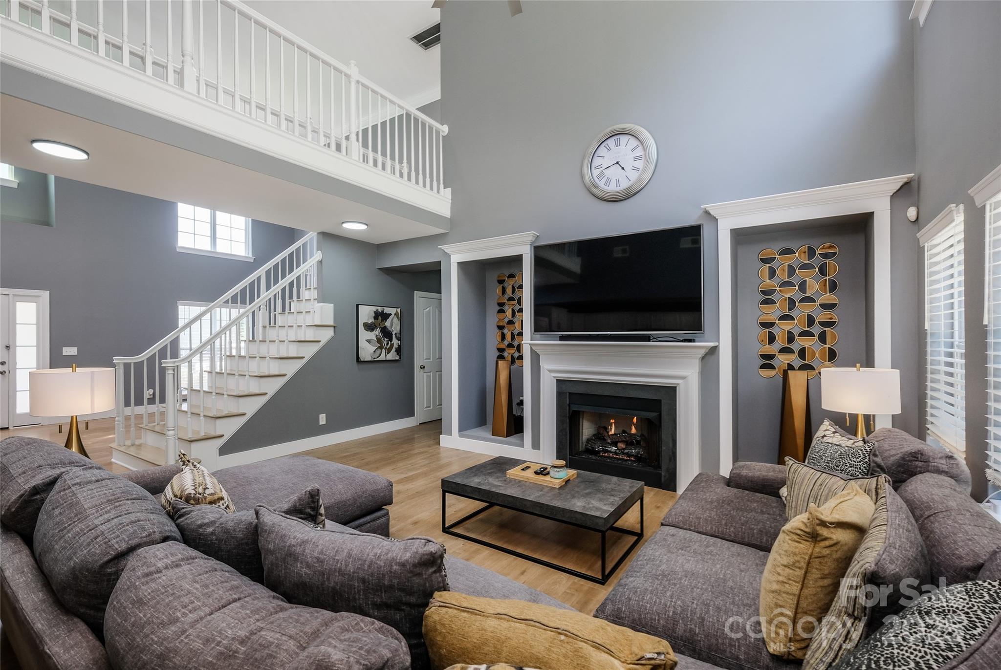 2002 Ledare Lane Unit: 70