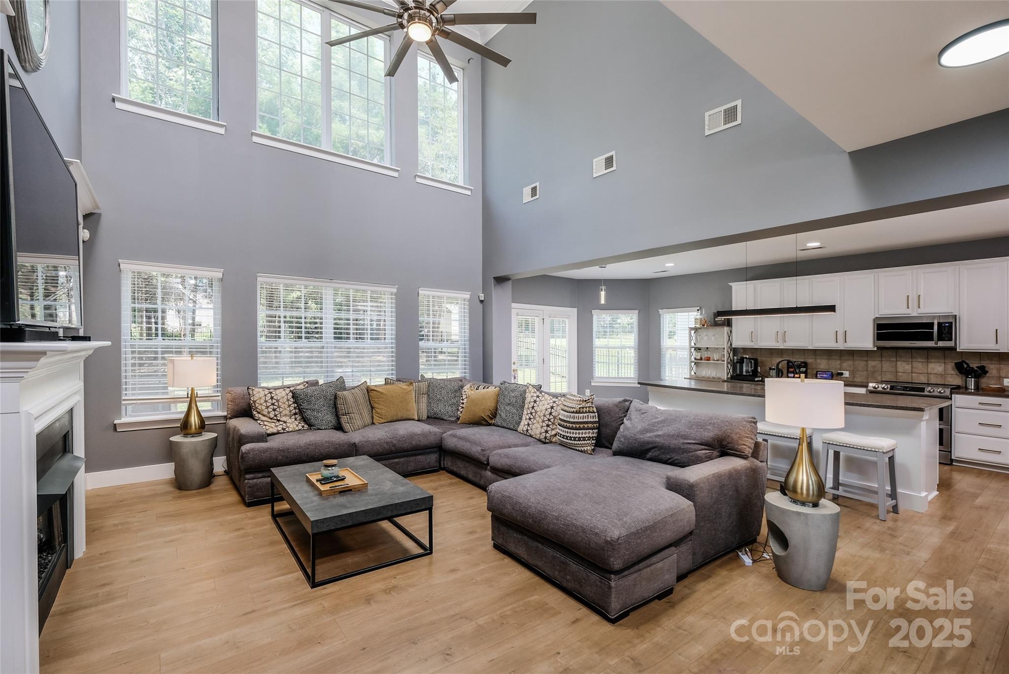 2002 Ledare Lane Unit: 70