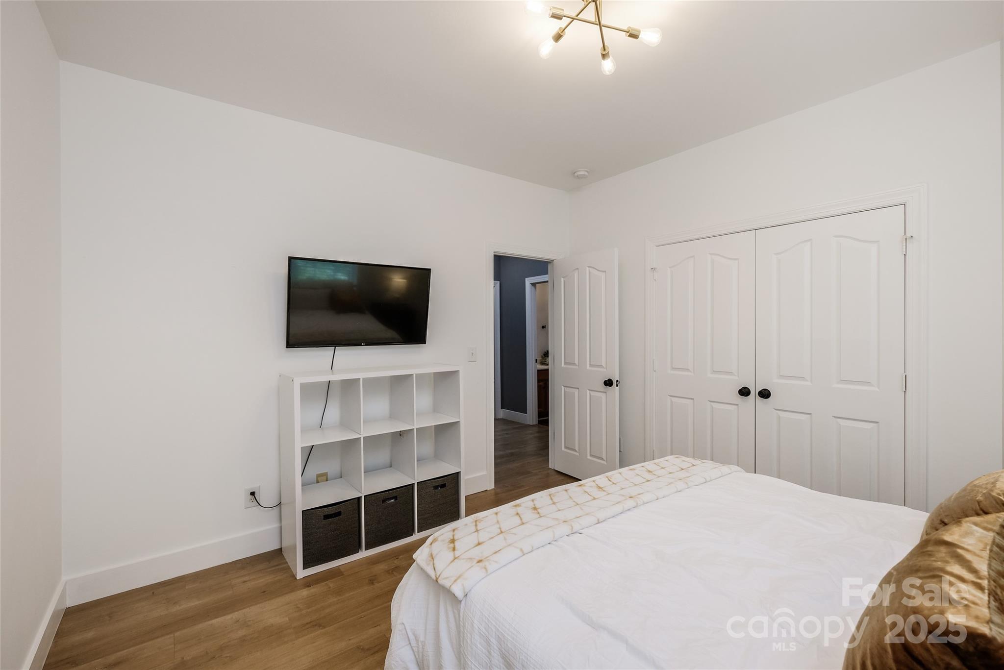 2002 Ledare Lane Unit: 70
