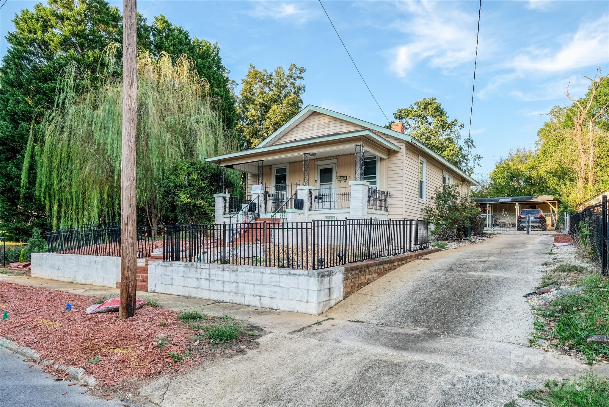 720 E Council Street