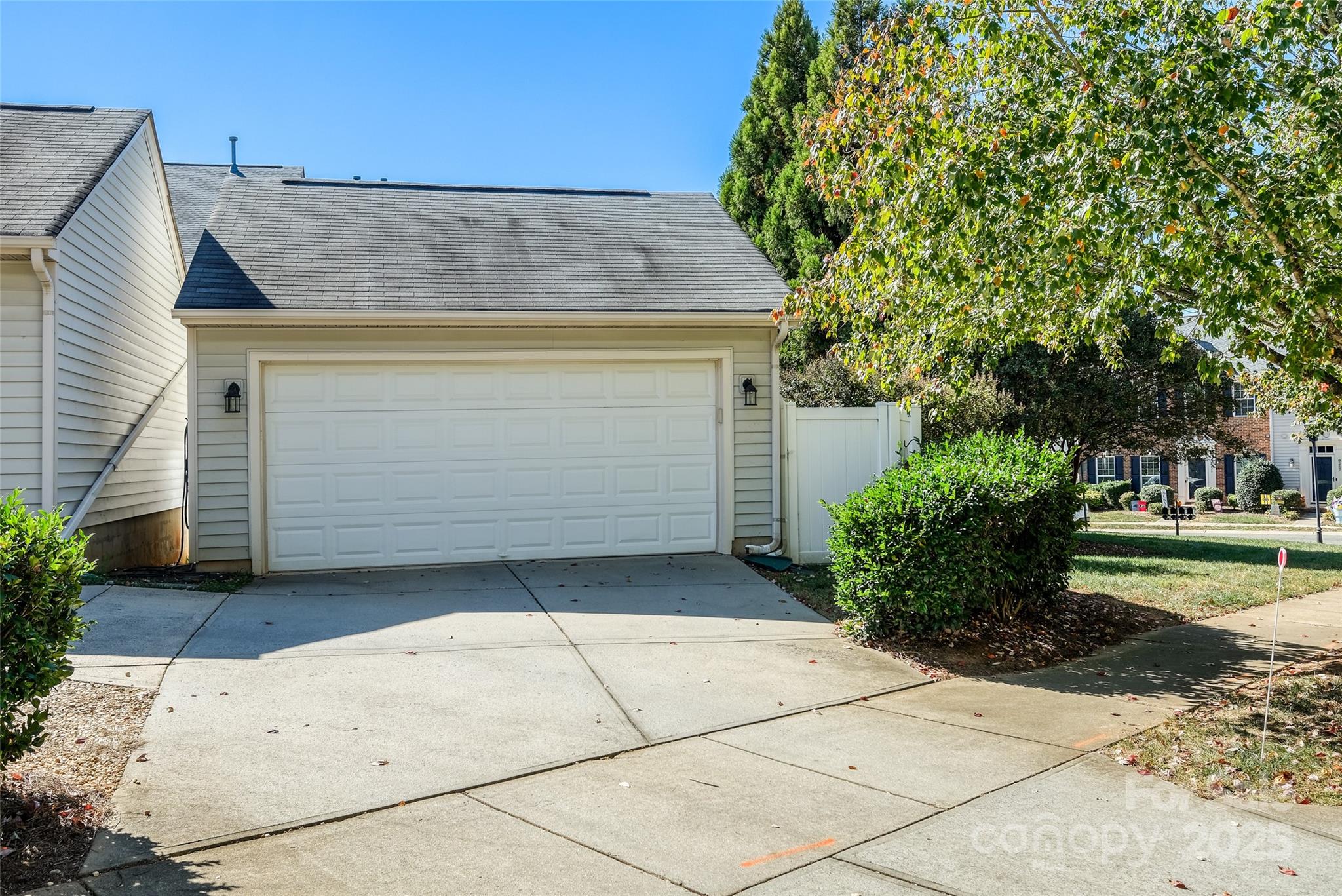 8236 Bridgegate Drive Unit: 326