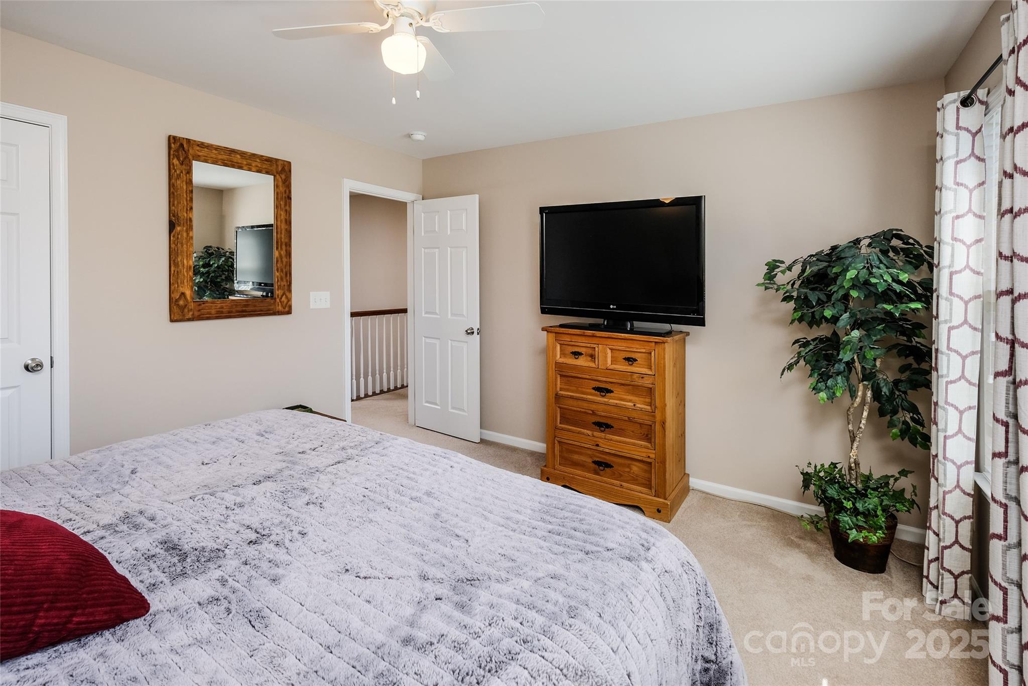 8236 Bridgegate Drive Unit: 326