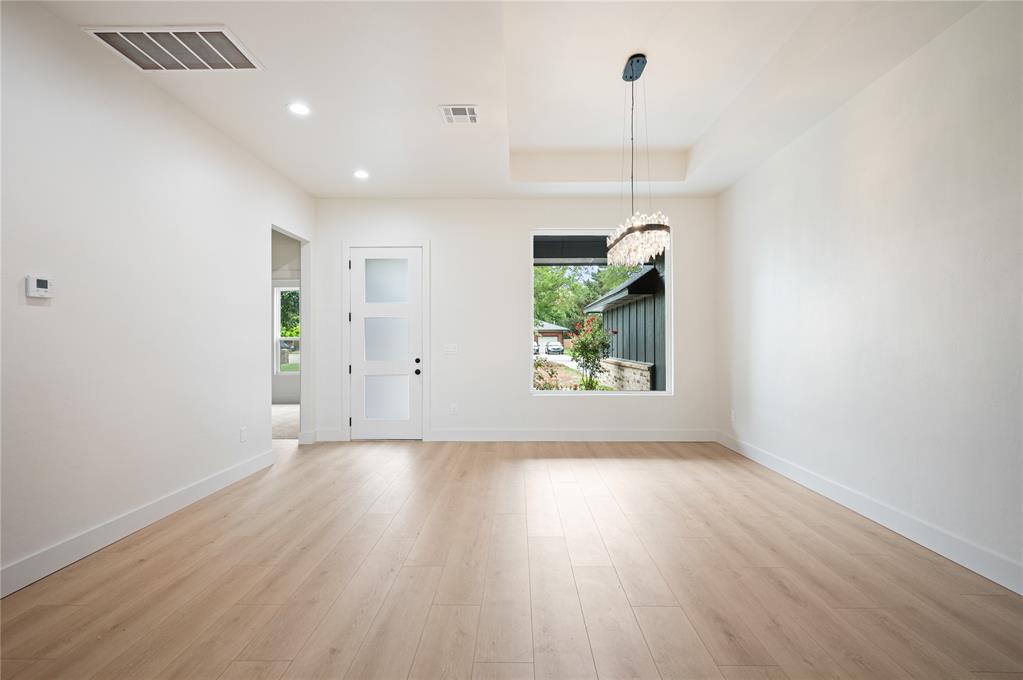 2705 NW 40th Street