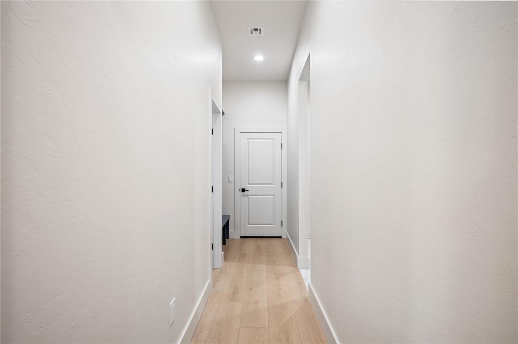 2705 NW 40th Street