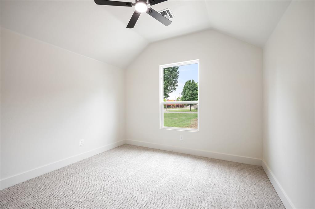 2705 NW 40th Street