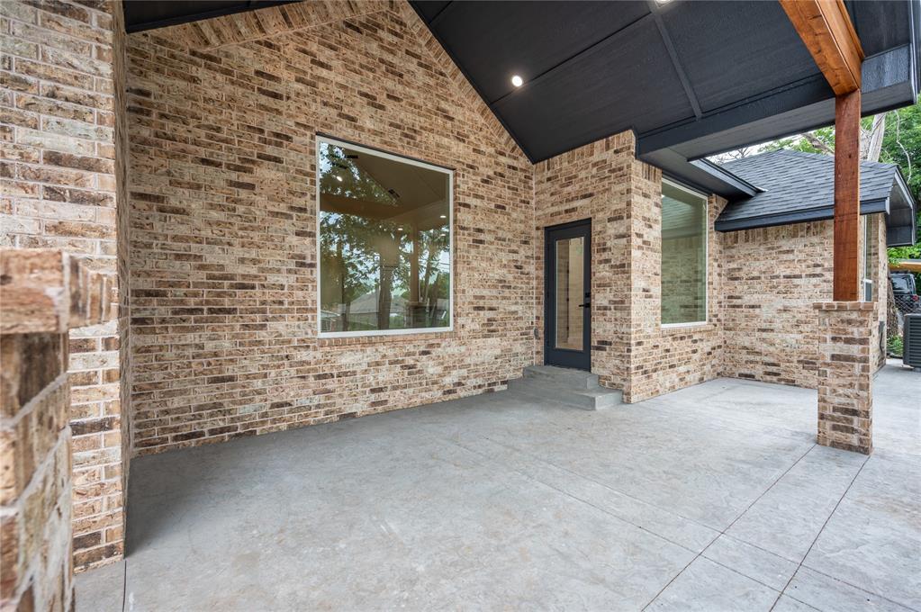 2705 NW 40th Street
