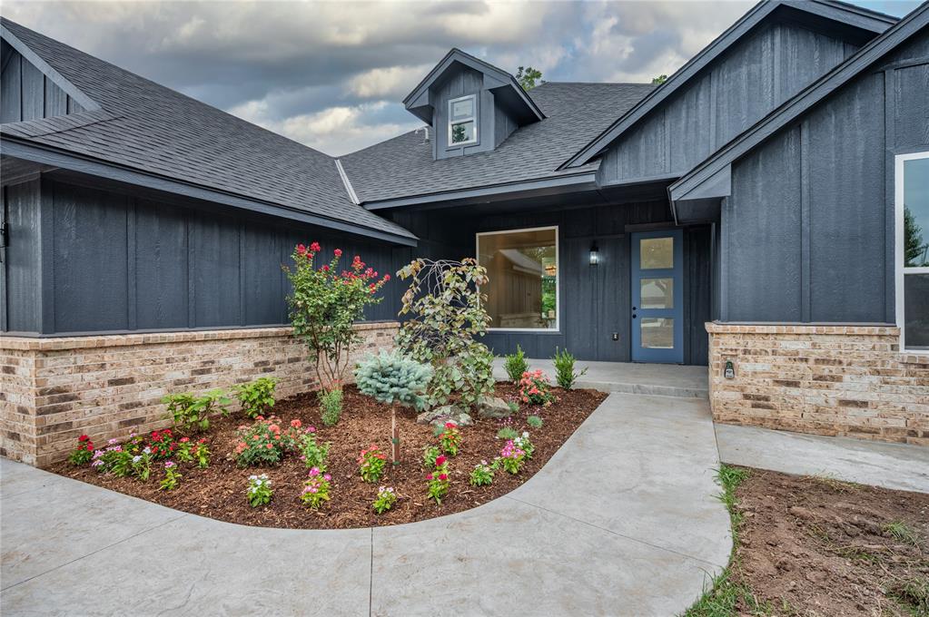 2705 NW 40th Street