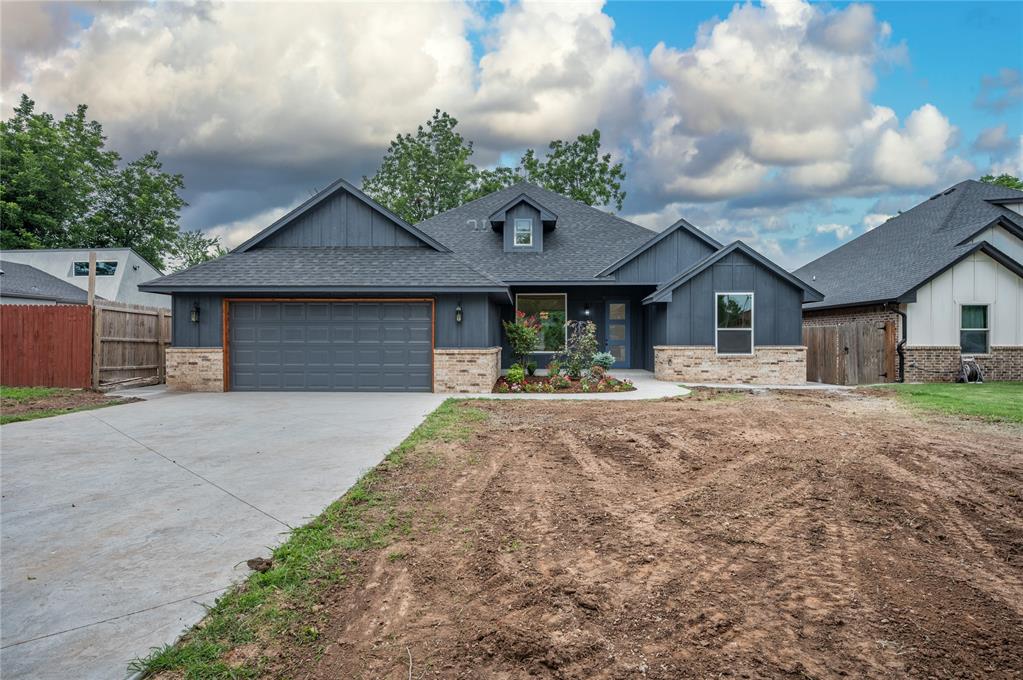 2705 NW 40th Street