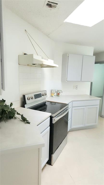 537 NW 114th Street