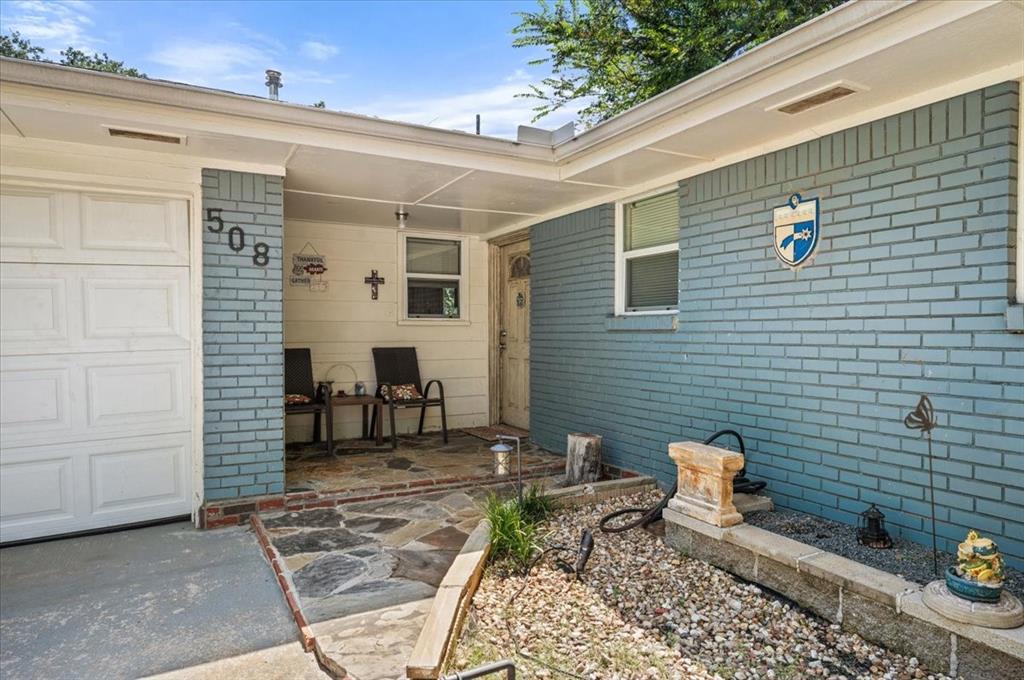 508 N Tompkins Drive