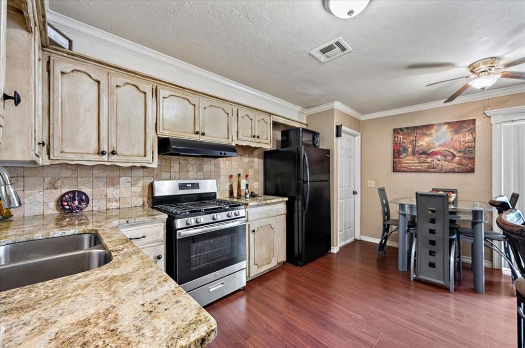 508 N Tompkins Drive