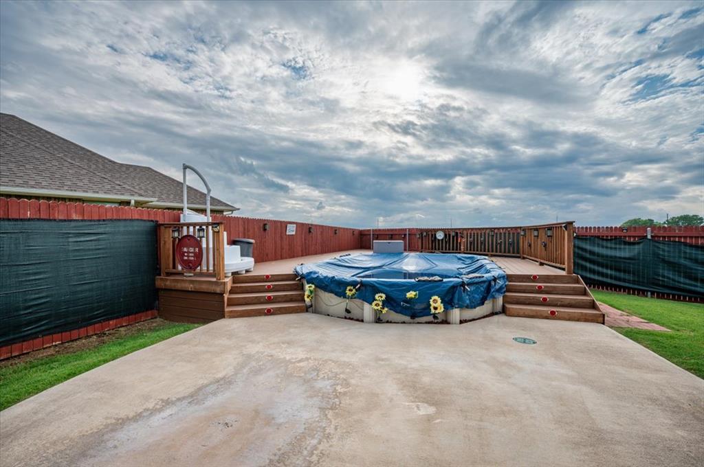 9120 NW 121st Street