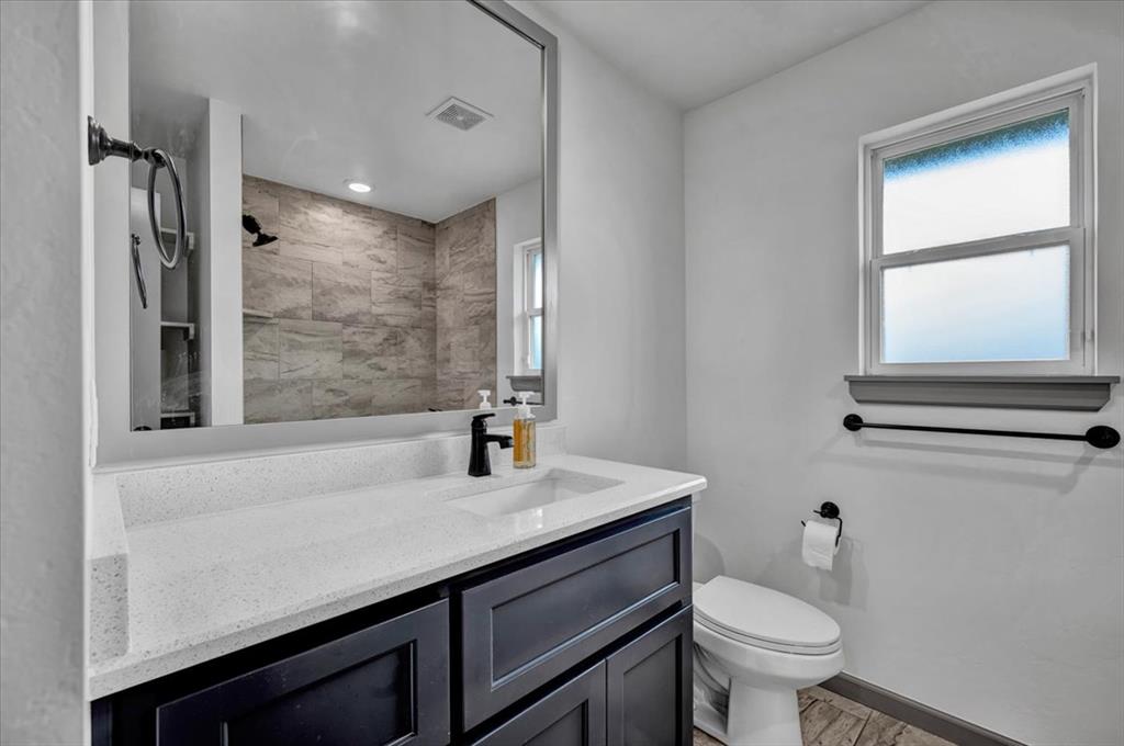 9120 NW 121st Street