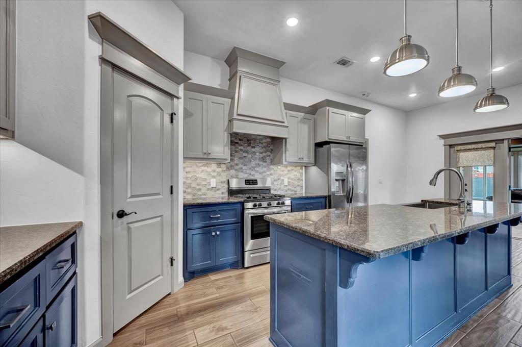 9120 NW 121st Street