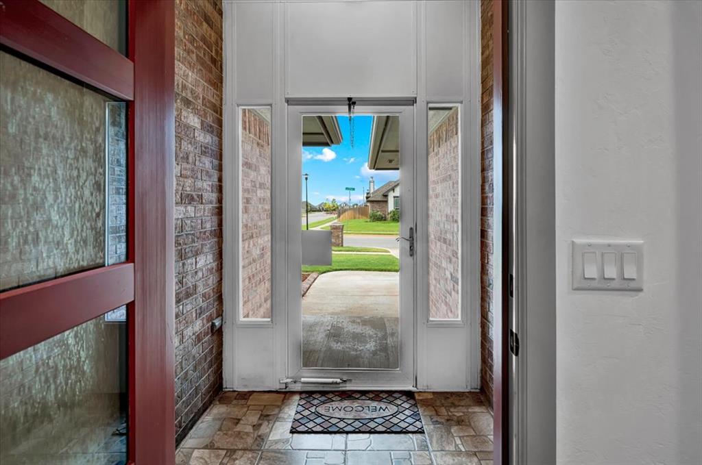 9120 NW 121st Street