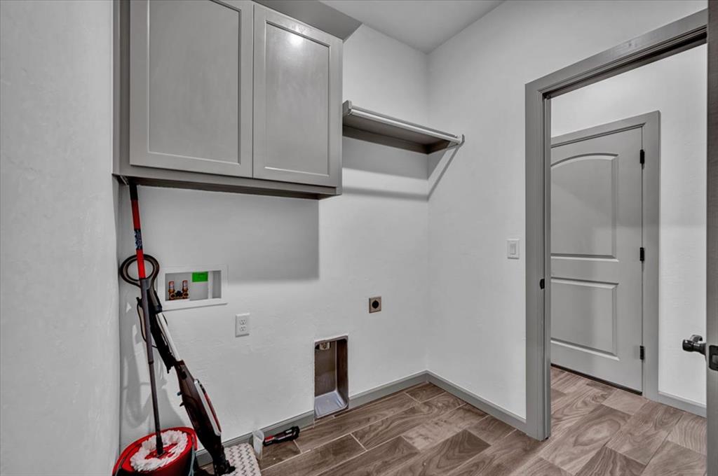 9120 NW 121st Street