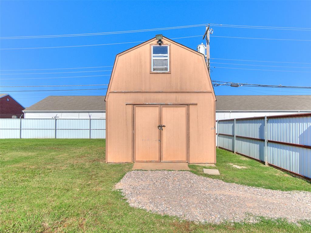 2000 NW Sunrise Drive