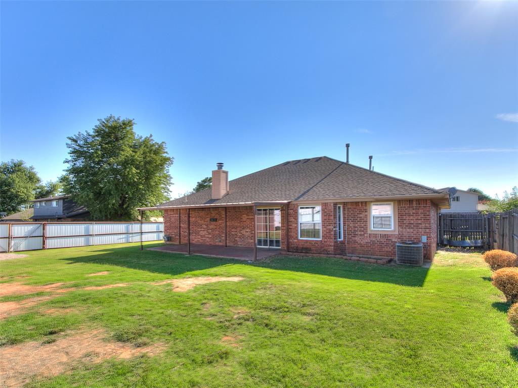2000 NW Sunrise Drive