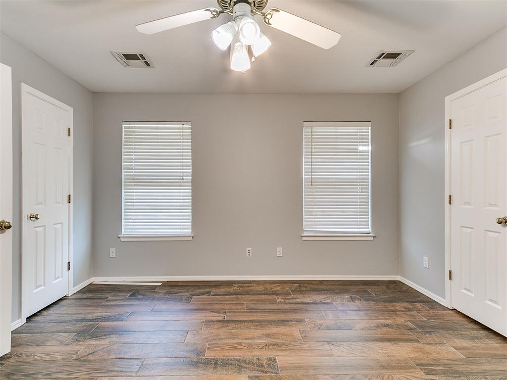 2000 NW Sunrise Drive