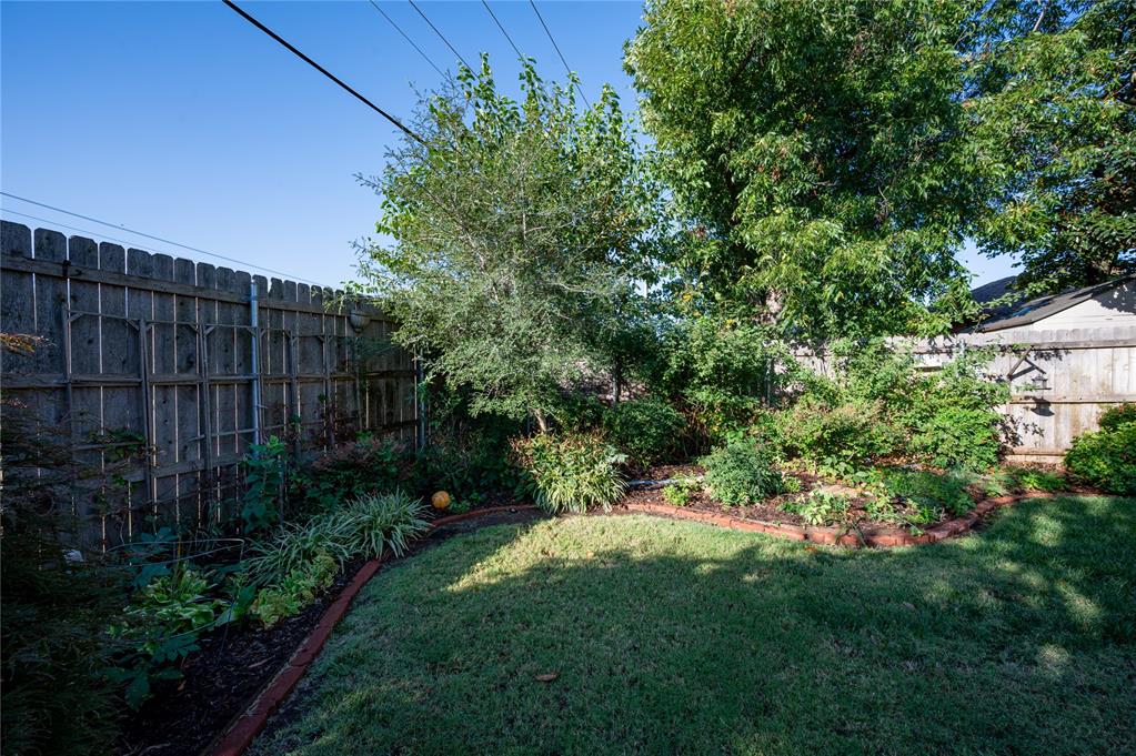 1008 SW 118th Place